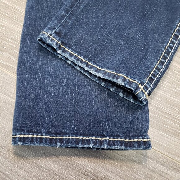 Like 🆕 Silver Jeans - Suki Mid Capris - Picture 11 of 13